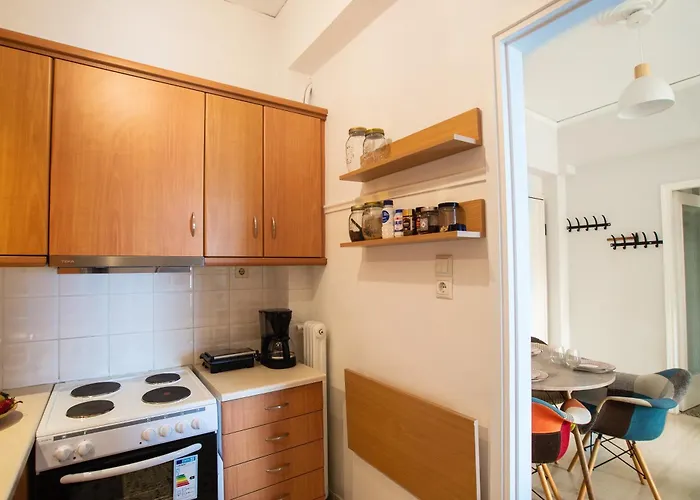 Modern Apartment In Cholargos